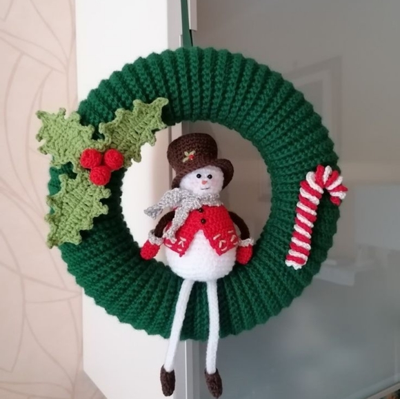 Crochet Christmas ⛄🎄 wreath handmade - Picture 6 of 14